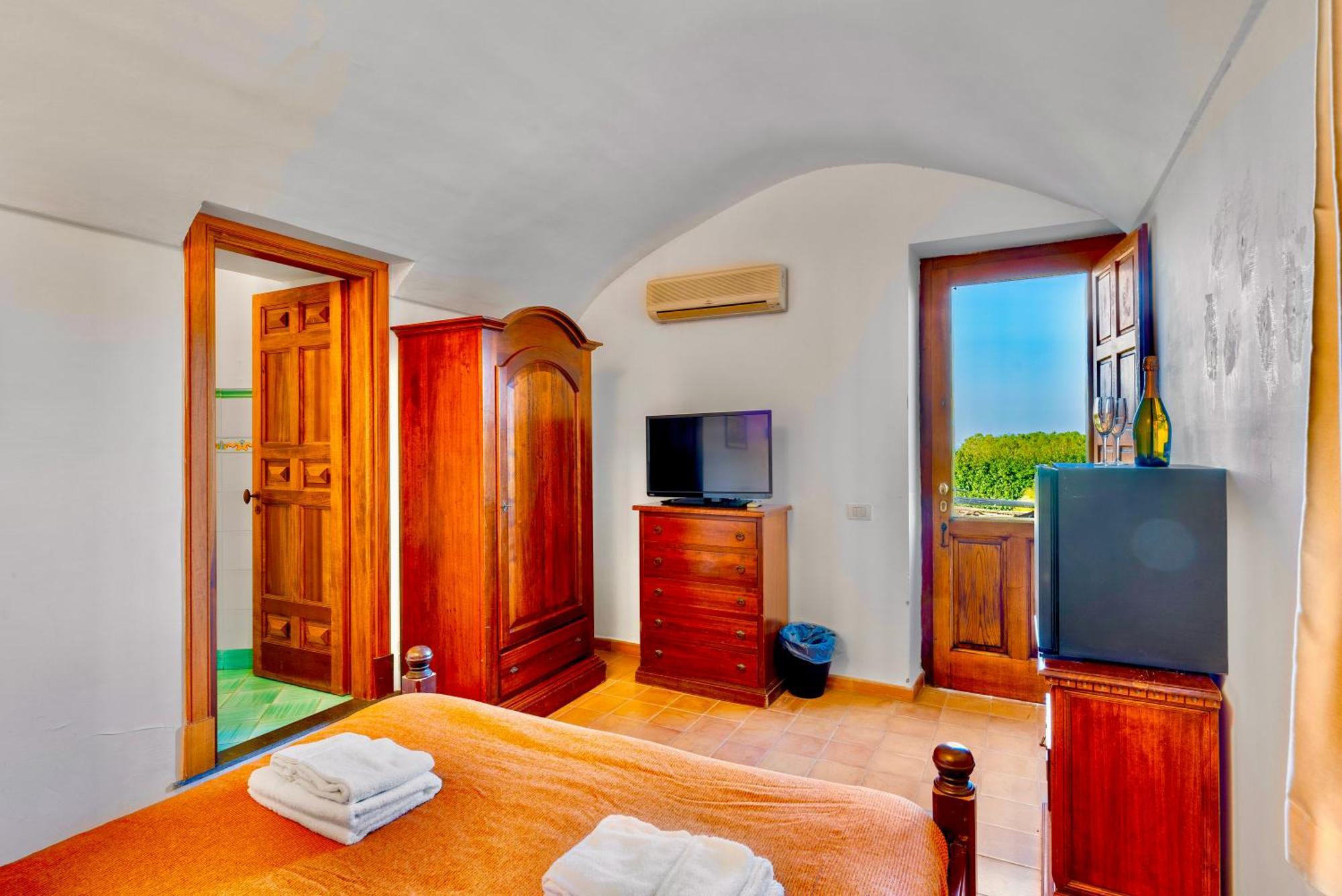 B&B Villa Della Porta, Amalfi Coast - Historical Heritage فيكو إيكوينس المظهر الخارجي الصورة