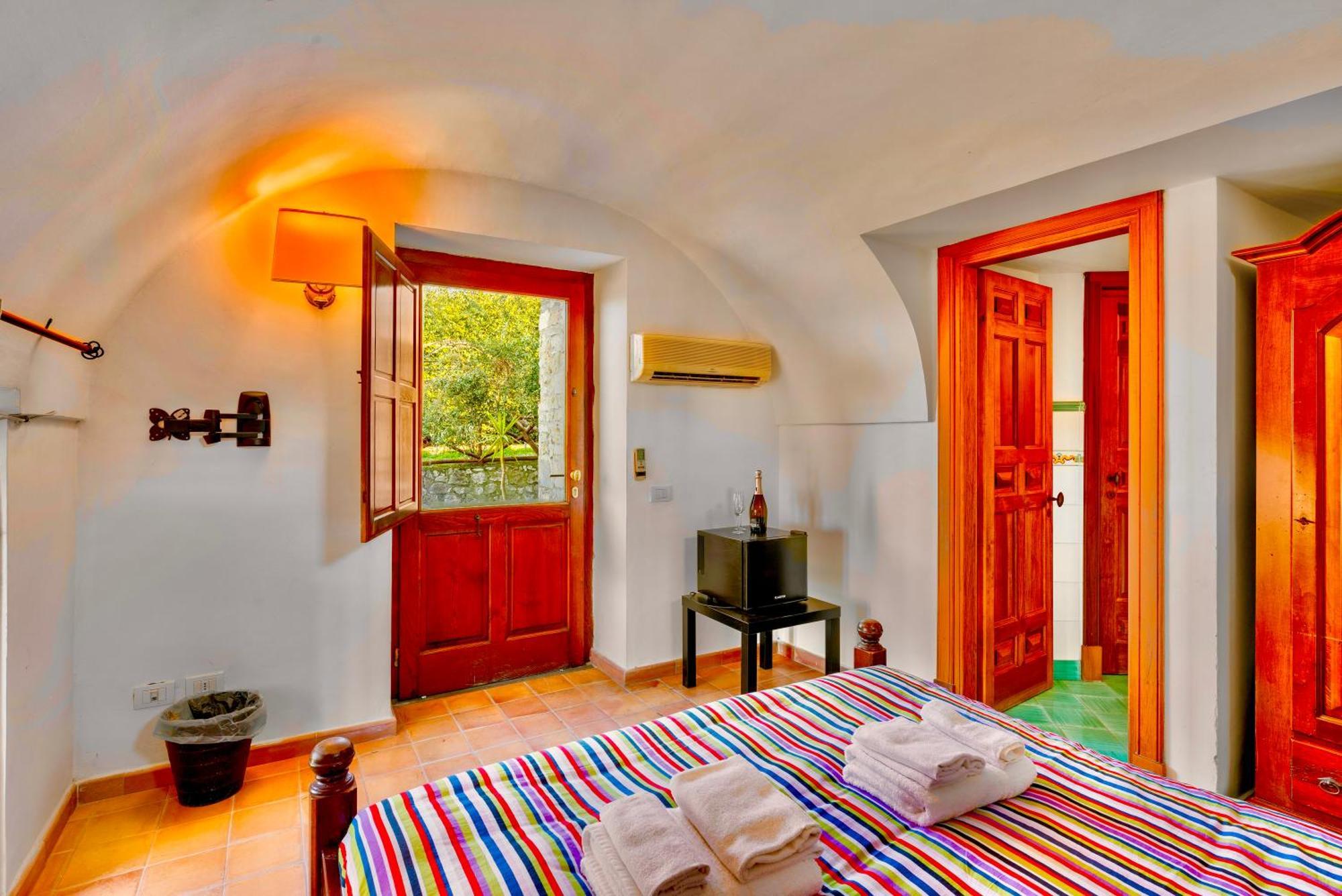 B&B Villa Della Porta, Amalfi Coast - Historical Heritage فيكو إيكوينس المظهر الخارجي الصورة