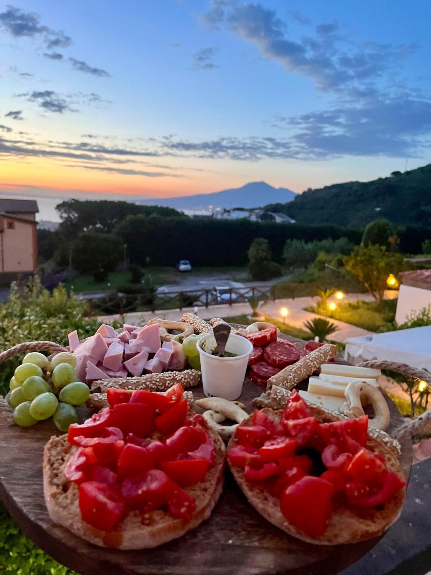 B&B Villa Della Porta, Amalfi Coast - Historical Heritage فيكو إيكوينس المظهر الخارجي الصورة